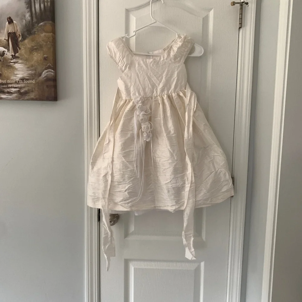 Kiki USA Kids‎ Silk Blend Flower Girl Dress Ivory Cream Formal Sz 5-6 Style 5013